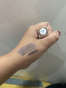 Iconic London Glaze Crayon onyx shade