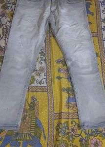 Good Quality Men Jeans Used 3 To 4 Times