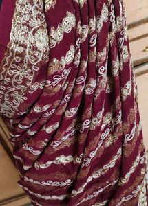 Elegant Maroon &amp; Gold Saree 😍