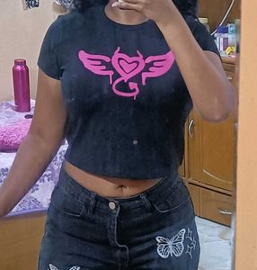 black t shirt