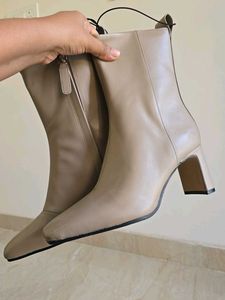 H&amp;M Beige Ankle Boots