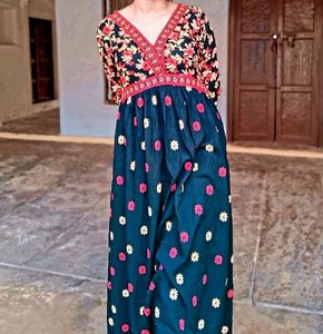 Round Kurta /treading Anakarkali