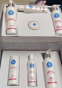 The Momsco Suitcase Kit/All Baby Essentials In One