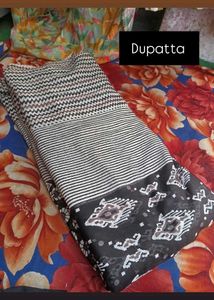 Black full Suite With Dubatte White 4mt