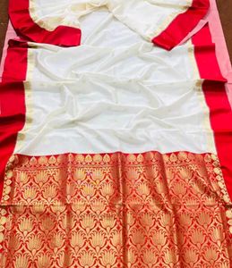 Fashionable Banarasi Kanjivaram Silk Saree