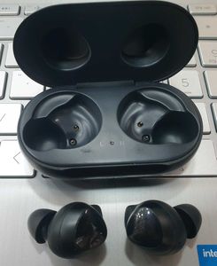 Samsung Galaxy 1st Generation Buds