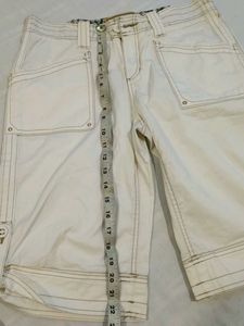 Stylish &amp; Comfy Knee-Length Shorts