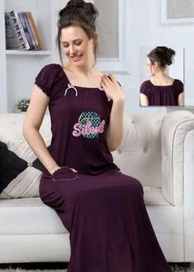Plum Maxi Nightgown with Graphic Print😍💜