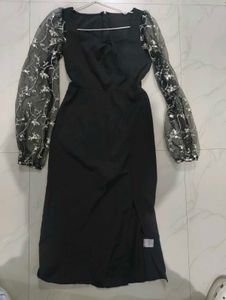 Elegant Black Midi Dress