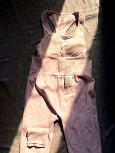 H&amp;M Activewear Set