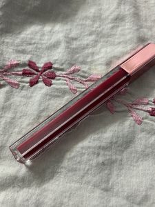 LIP COLOUR