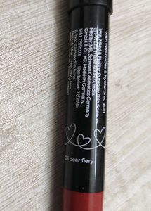 Plum Lipstick:126 Dear Fiery Crayon Lipstick💄
