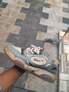 OGYI Sneakers
