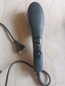 Straight Artifact Hair Straightening Brush