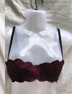 H&M Lace Detail Bra 32C