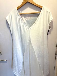 Beautiful Over Size High Low Graphic Imported Top