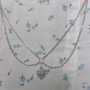 The Dutch Necklace