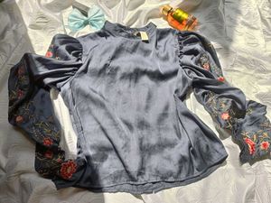 H&amp;M Embroidered Sleeves Top