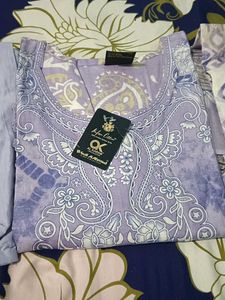 I Am Selling Pakistani Style Kurti Pant Set