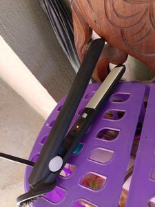 Working Mini Hair Straightener