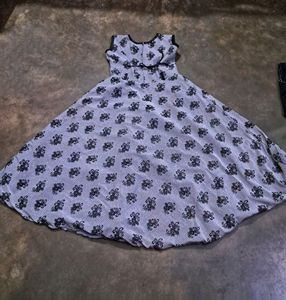 Shimmer Silver Gown And Black Zari Works