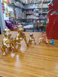 Laddugopal Cream Colour