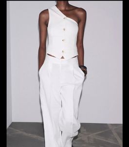 sleeveless waistcoat