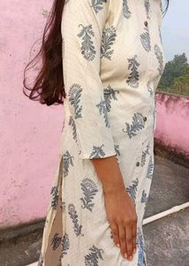 Elegant Floral Print Kurta