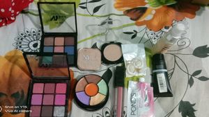 Make Up Combo