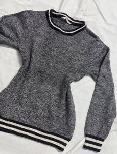 Stylish Grey Knit Sweater