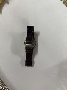 Elegant Black Wrist Watch