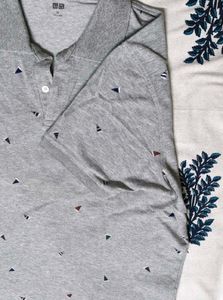 Uniqlo Men Grey printed cotton Polo T-Shirt