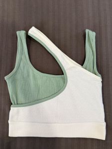 Trendy Two-Tone Crop Top