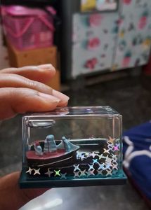 Cute Titanic Snow Globe