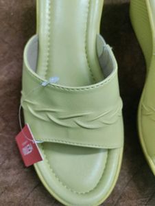 Metro Flats &amp; Sandals (38 No )