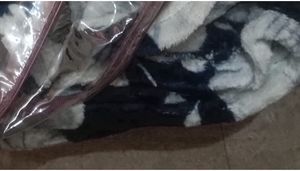 WARM BEDSHEET WITH 2 Pillow Cover