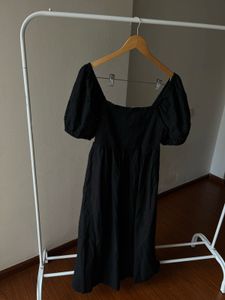 NEW LOOK Black Puffed Sleeve Maxi Dress