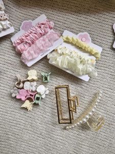 Women Scrunchies Set
