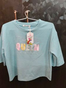 Women&#39;s Top With Tages