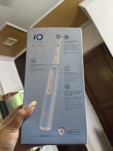 Oral B Electric Toothbrush Io3