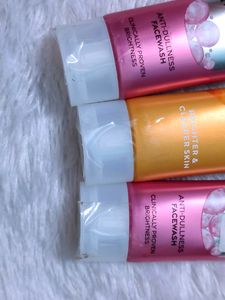 Combo Pond&#39;s Face Wash