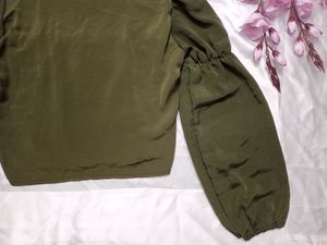 Sap Green Crop Top with collar
