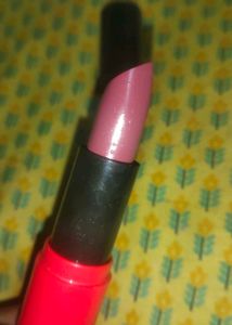 Oriflame Grape Purple Cream Lipstick