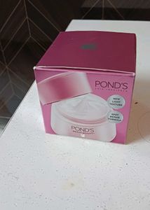 Pond&#39;s Bright Beauty Cream