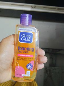 Clean Clear Foaming Fash Wash 100ml