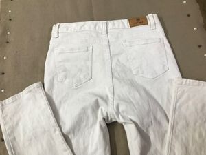 COBALT BLUE Straight Fit highwaisted White Denim.