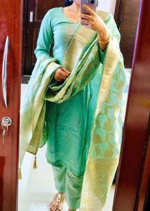 Women Green Festive Chanderi Silk Suit Set
