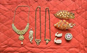 Neck Pieces