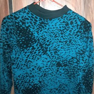 Blue &amp; Black Print Long Sleeve