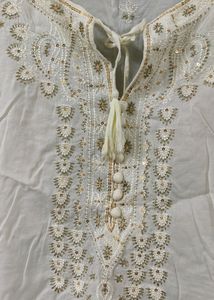 Brand New Off White Short Kaftan Kurti Top